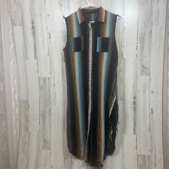 Dresses & Skirts - L & B Lucky & Blessed Serape Button Up size M Lace Up Western Rodeo